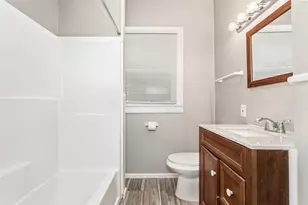 5736 Worth St, Dallas, TX 75214 - Photo 13