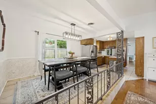 905 Hurstview Dr, Hurst, TX 76053 - Photo 13