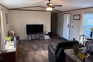 434 Valley Ridge Dr, Bridgeport, TX 76426 - Photo 11