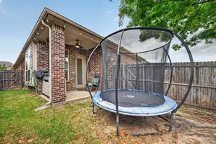 510 Garden Ave, Euless, TX 76039 - Photo 19