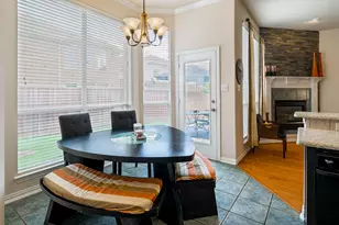 7712 Brookview Ct, Irving, TX 75063 - Photo 11