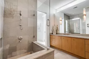 2207 Kessler Woods Ct, Dallas, TX 75208 - Photo 25