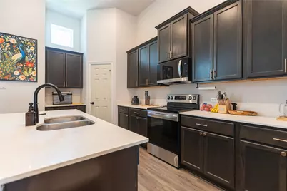 532 E 2nd Street, Irving, TX 75060 - Photo 9