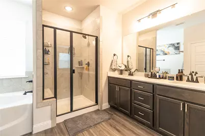 532 E 2nd Street, Irving, TX 75060 - Photo 19