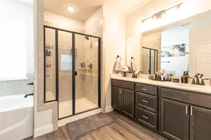 532 E 2nd St, Irving, TX 75060 - Photo 19