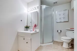 6106 Meadow Crest Dr, Dallas, TX 75230 - Photo 23