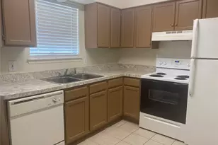 2826 Wimbledon Ct, Garland, TX 75041 - Photo 5