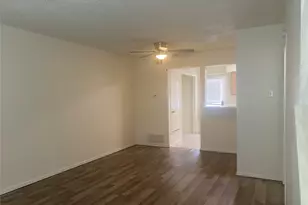 2826 Wimbledon Ct, Garland, TX 75041 - Photo 9