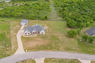 105 Hondo Cir, Millsap, TX 76066 - Photo 33
