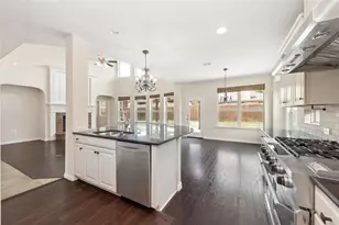 12571 Valley Spring Dr, Frisco, TX 75035 - Photo 9