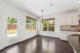 12571 Valley Spring Dr, Frisco, TX 75035 - Photo 11