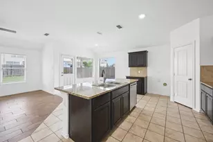 2601 Stonewall Ln, Fort Worth, TX 76123 - Photo 11