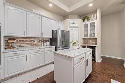 3211 Golden Oaks Circle, Granbury, TX 76049 - Photo 5