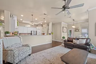 3211 Golden Oaks Cir, Granbury, TX 76049 - Photo 13