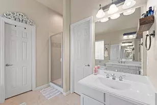 3211 Golden Oaks Cir, Granbury, TX 76049 - Photo 17