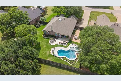 3211 Golden Oaks Circle, Granbury, TX 76049 - Photo 35