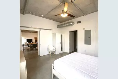1001 Belleview Street #202, Dallas, TX 75215 - Photo 13