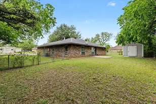 100 Pecan Cir, Trenton, TX 75490 - Photo 19