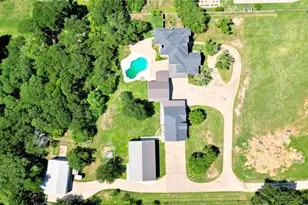 909 Higginbotham Ln, China Spring, TX 76633 - Photo 39