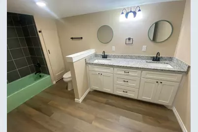 210 Reta Street, Stephenville, TX 76401 - Photo 3