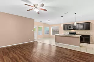 1108 Wellesbourne Ln, Fort Worth, TX 76134 - Photo 3