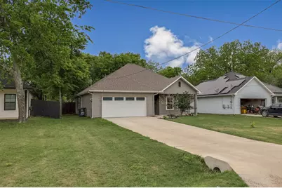 370 S Pecan Street, Milford, TX 76670 - Photo 3