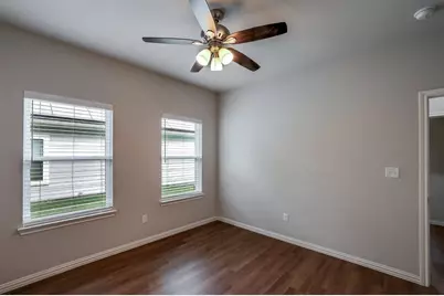 370 S Pecan Street, Milford, TX 76670 - Photo 7