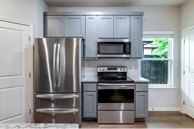 370 S Pecan Street, Milford, TX 76670 - Photo 15