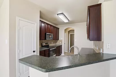 7229 Muirfield Drive, Cleburne, TX 76033 - Photo 5