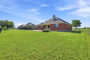 7229 Muirfield Dr, Cleburne, TX 76033 - Photo 23