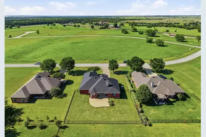 7229 Muirfield Drive, Cleburne, TX 76033 - Photo 35