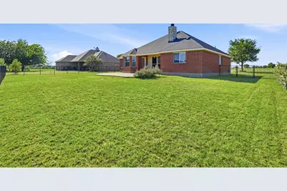 7229 Muirfield Drive, Cleburne, TX 76033 - Photo 27