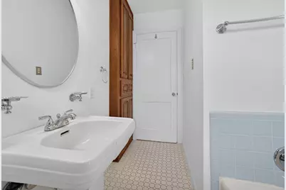 3021 Ryan Place Drive, Fort Worth, TX 76110 - Photo 11