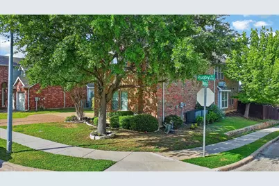 8708 Rugby Drive, Irving, TX 75063 - Photo 3