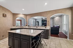 8708 Rugby Dr, Irving, TX 75063 - Photo 11