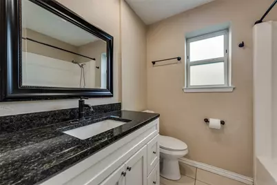 512 W Oakdale Road, Irving, TX 75060 - Photo 29