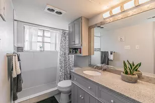 5750 Phoenix Dr, Dallas, TX 75231 - Photo 11