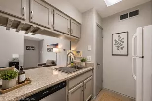 5750 Phoenix Dr, Dallas, TX 75231 - Photo 15