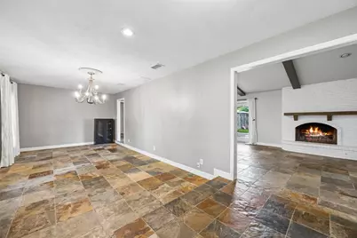 2507 Hawthorne Drive, Carrollton, TX 75006 - Photo 5