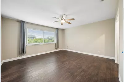 2507 Hawthorne Drive, Carrollton, TX 75006 - Photo 13