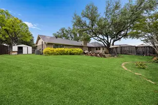 2507 Hawthorne Dr, Carrollton, TX 75006 - Photo 25