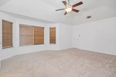 3415 Carnation Court, Grand Prairie, TX 75052 - Photo 17