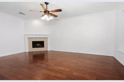 3415 Carnation Court, Grand Prairie, TX 75052 - Photo 11