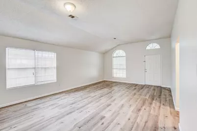 7133 Amber Drive, Dallas, TX 75241 - Photo 9