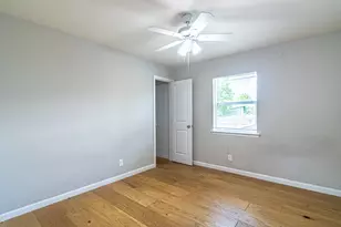 4447 Moler St, Dallas, TX 75211 - Photo 9