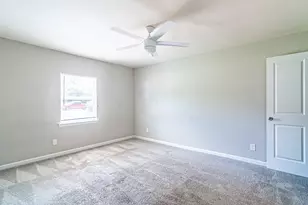 4447 Moler St, Dallas, TX 75211 - Photo 13