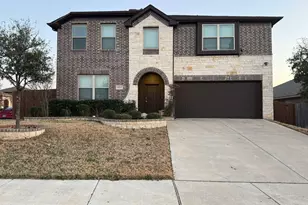 801 Oriel Cir, Fort Worth, TX 76036 - Photo 1