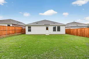 2051 Stable Ln, Aubrey, TX 76227 - Photo 27