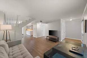 370 Westview Terrace, Arlington, TX 76013 - Photo 3