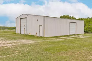 4316 Leona Rd, Bowie, TX 76230 - Photo 23